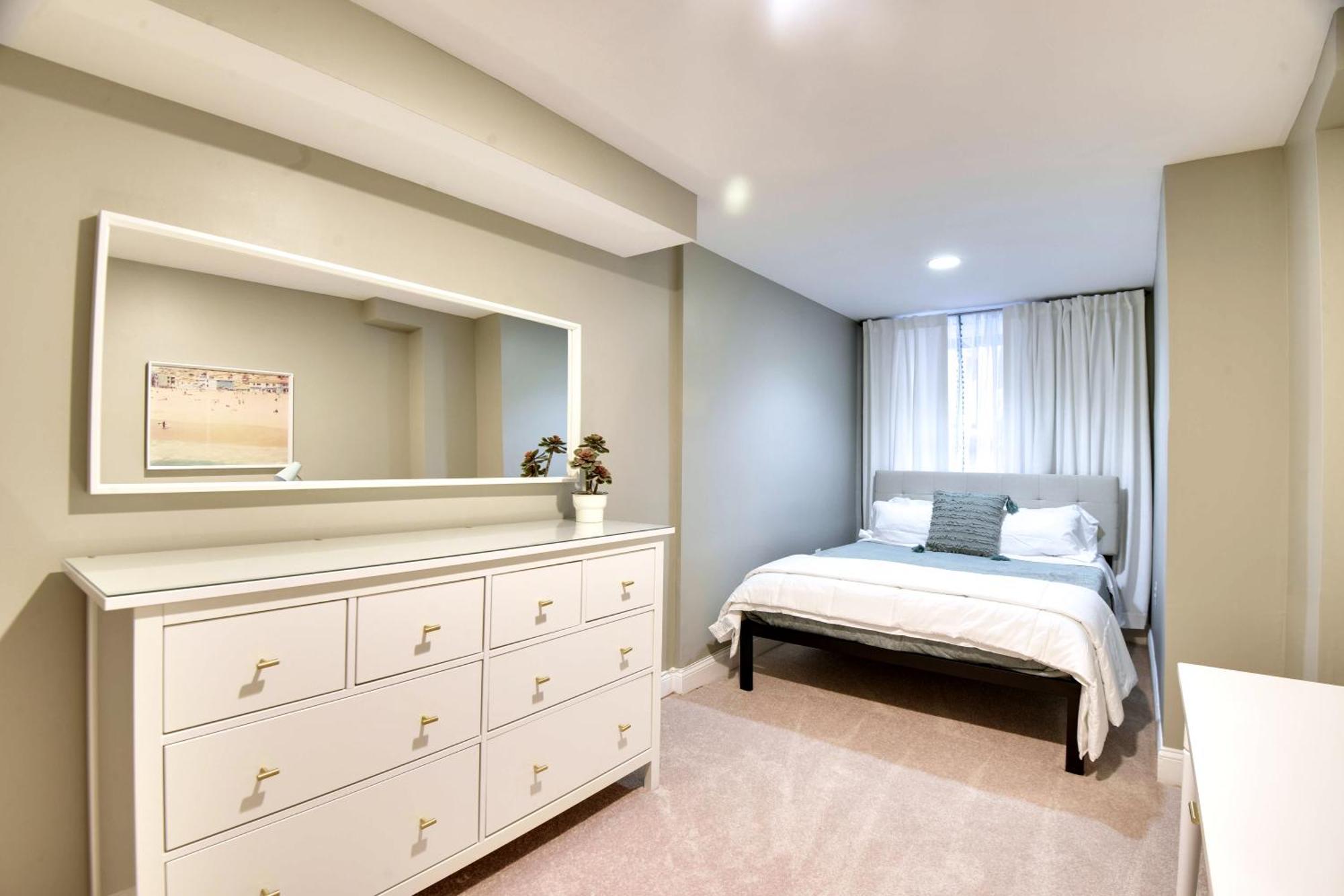 Serene One Bedroom Apartment *