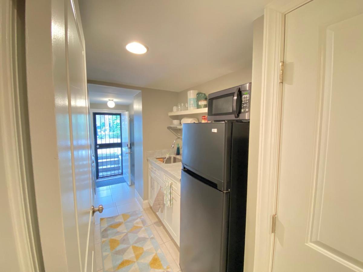 Apartment Serene One Bedroom Washington